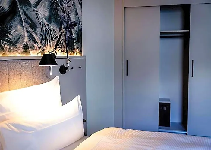 Motel One Paris - Porte De Versailles